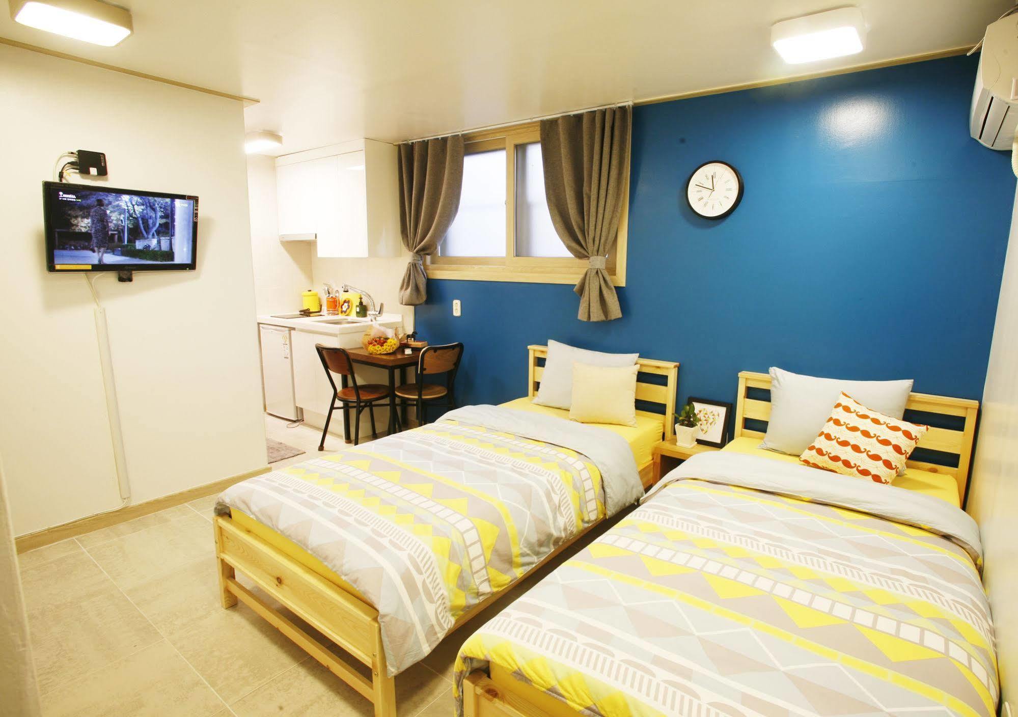 Lee & No Guesthouse Hongdae Seul Exterior foto